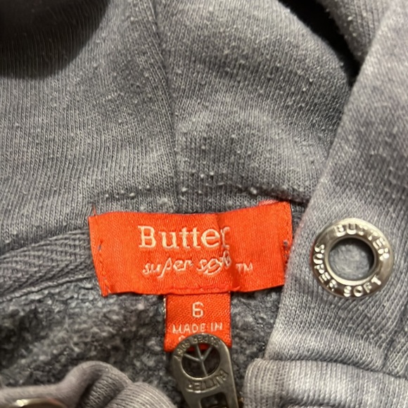 Hard to find adorable Butter Girls Zip up hoodie! - Picture 3 of 5